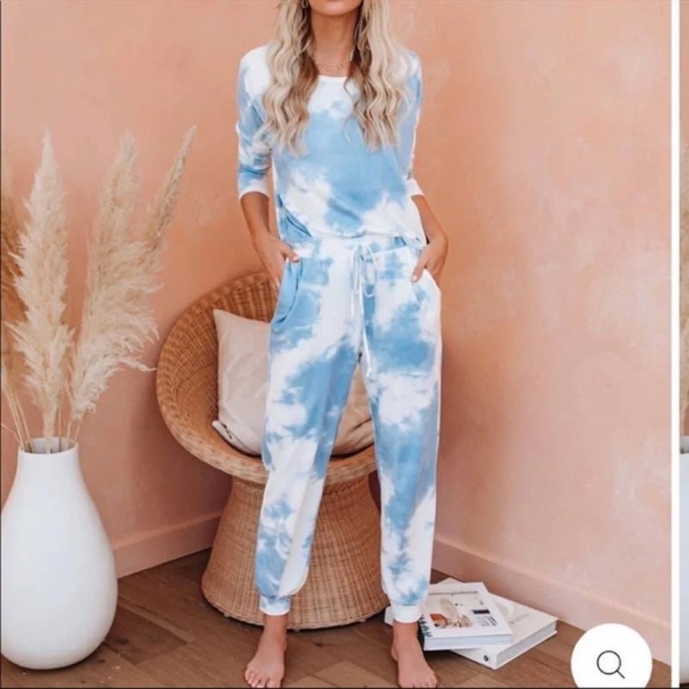 Vici Tie Dye Pajamas size M